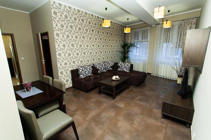Apart-Lux Aparthotel Bytom Habitación foto