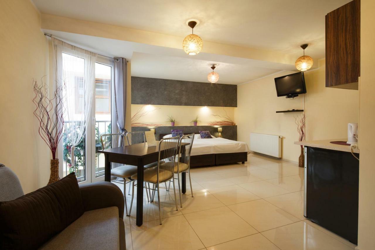Apart-Lux Aparthotel Bytom Exterior foto